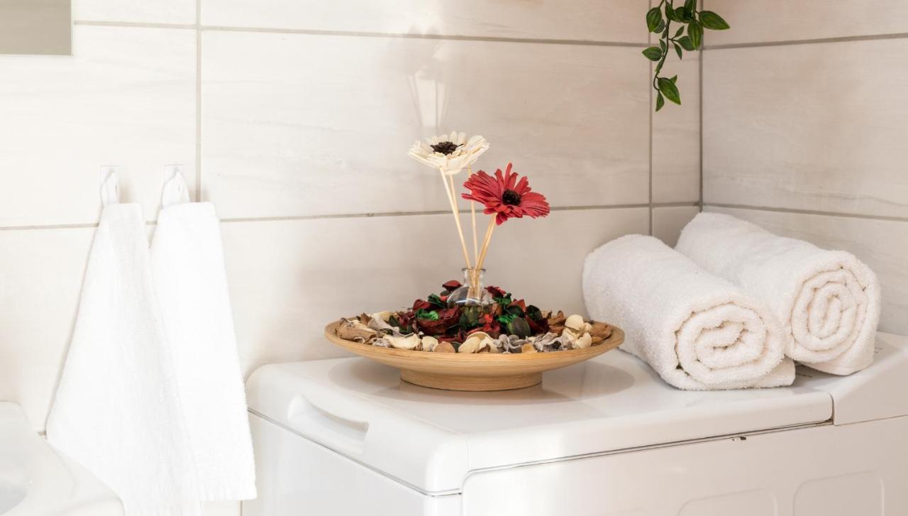 Cracow Best Location Apartment With Garden By Cozyplace Krakkó Kültér fotó