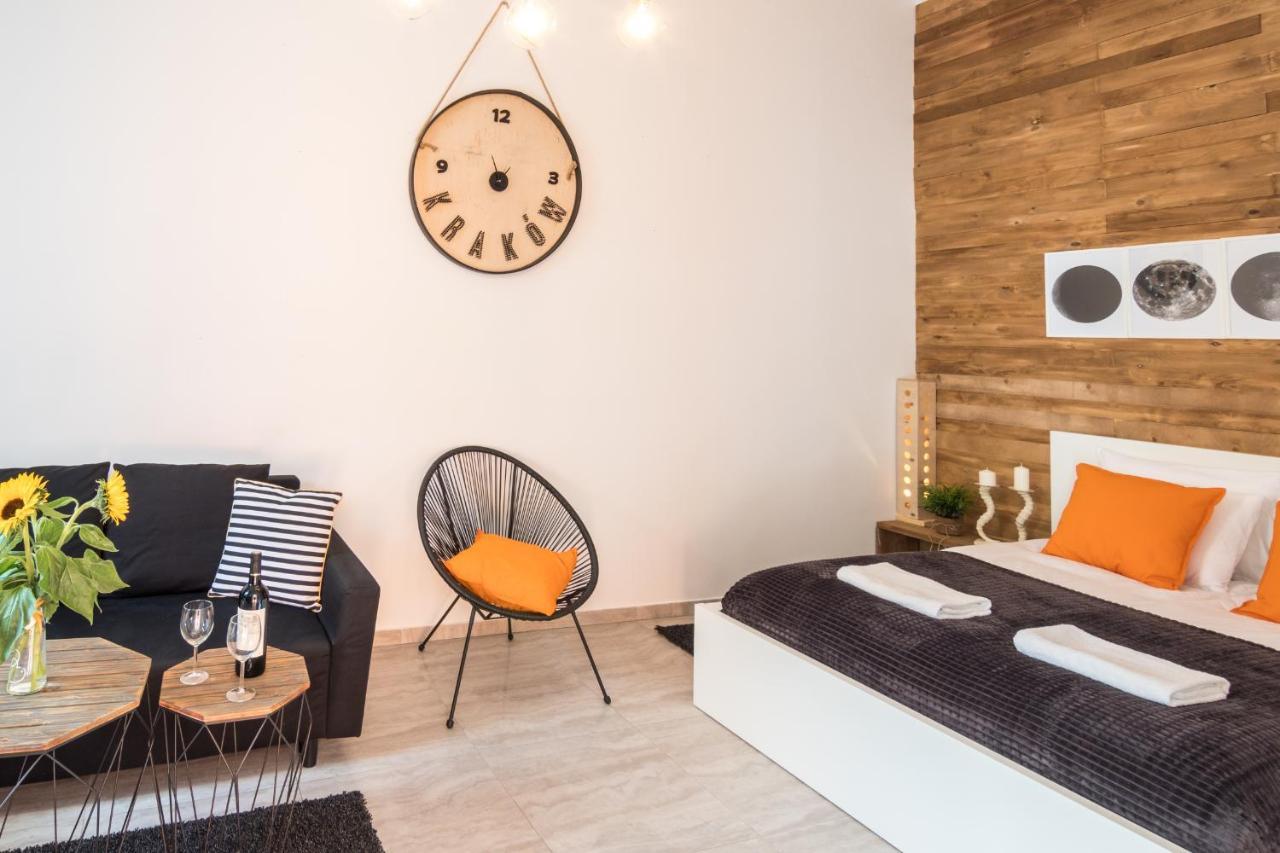 Cracow Best Location Apartment With Garden By Cozyplace Krakkó Kültér fotó